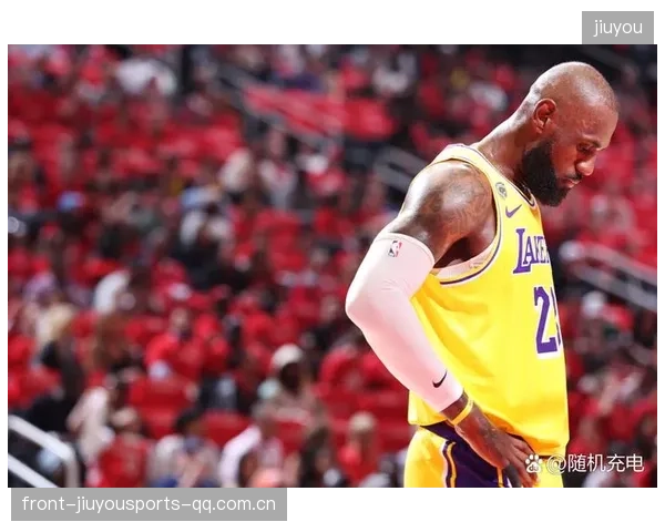 《17号秀到或被裁！克内克特进湖人清人名单，雄鹿希姆斯成筹码》——NBA季后赛前夜的“高风险高回报”战略大解析